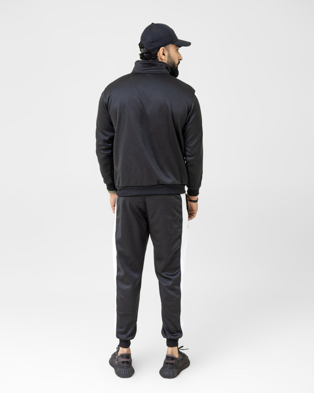 WHITE-BLOCK WL WINTER TRACKSUIT