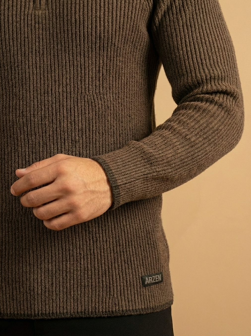 BROWN MOCK NECK