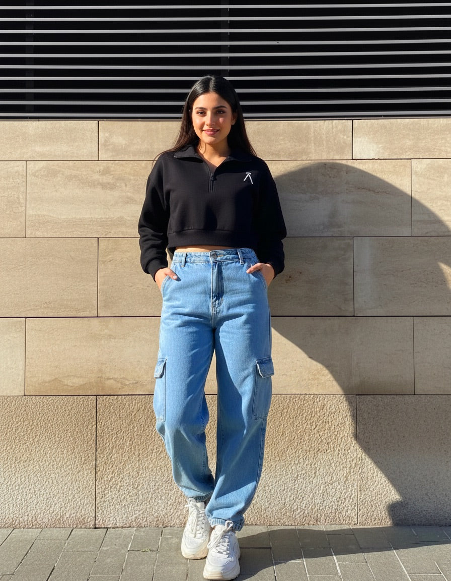 BLACK SNUG FLARE CROP TOP