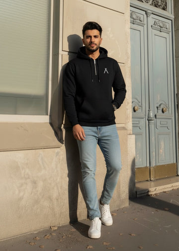 BLACK ZIPPER HOODIE